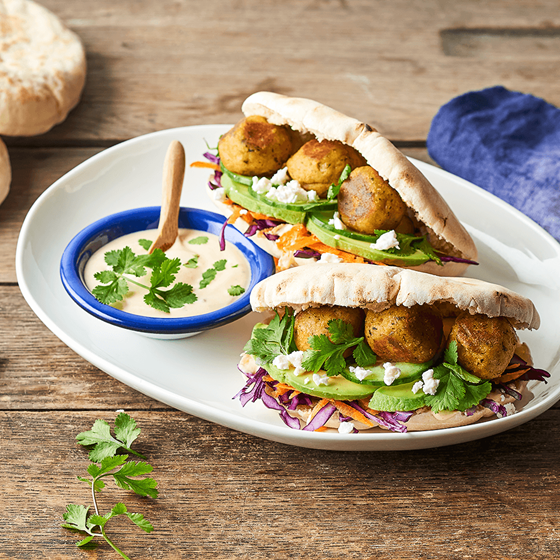 Pain pita aux falafels Green Cuisine Findus et aux légumes