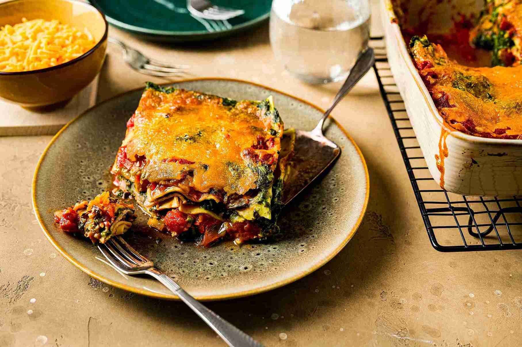 Lasagnes aux épinards et tomates