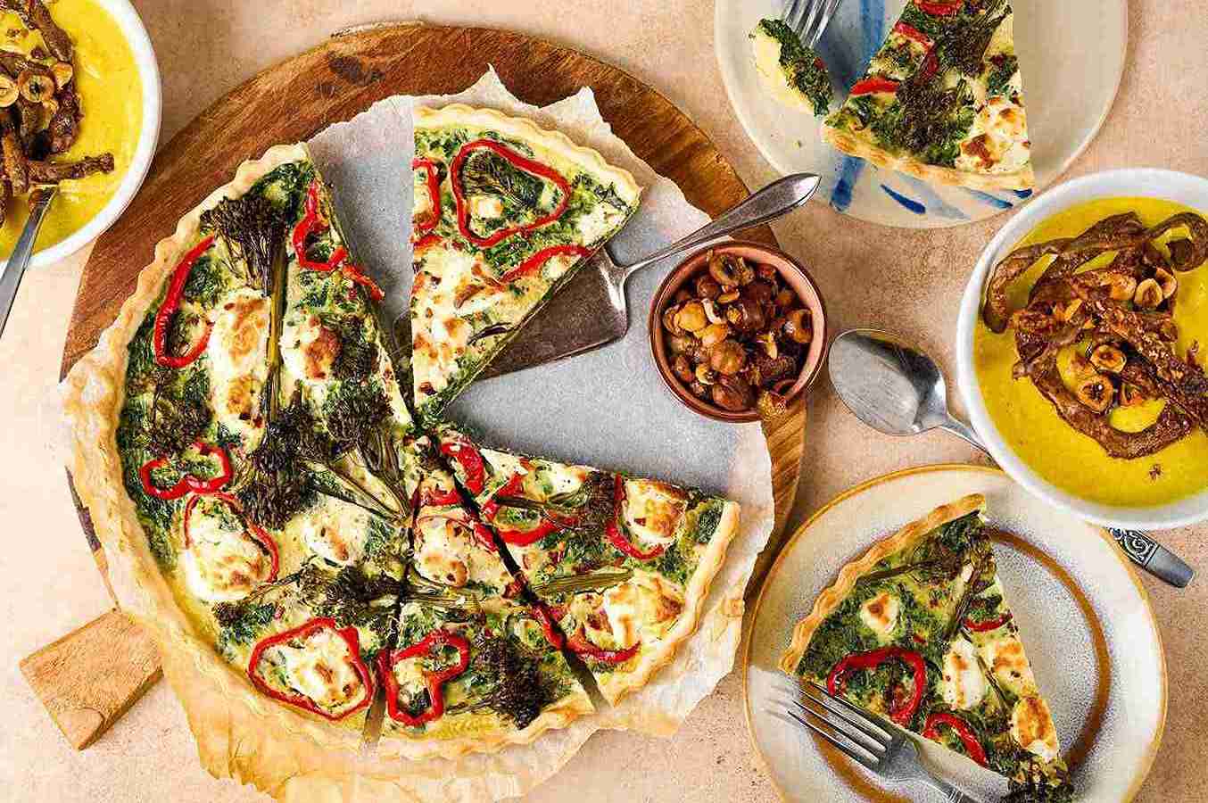 Quiche aux épinards, à la mozzarella et aux poivrons rouges