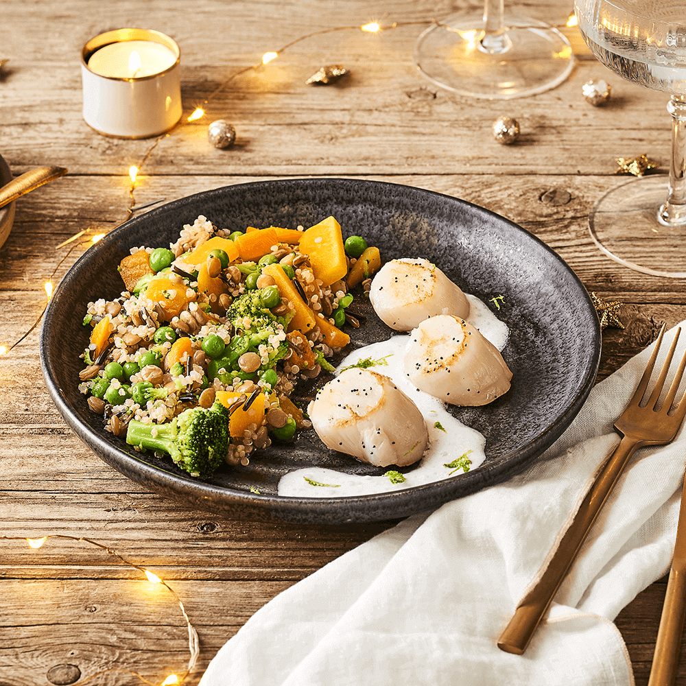 Noix de Saint-Jacques à la coco, Quinoa aux légumes