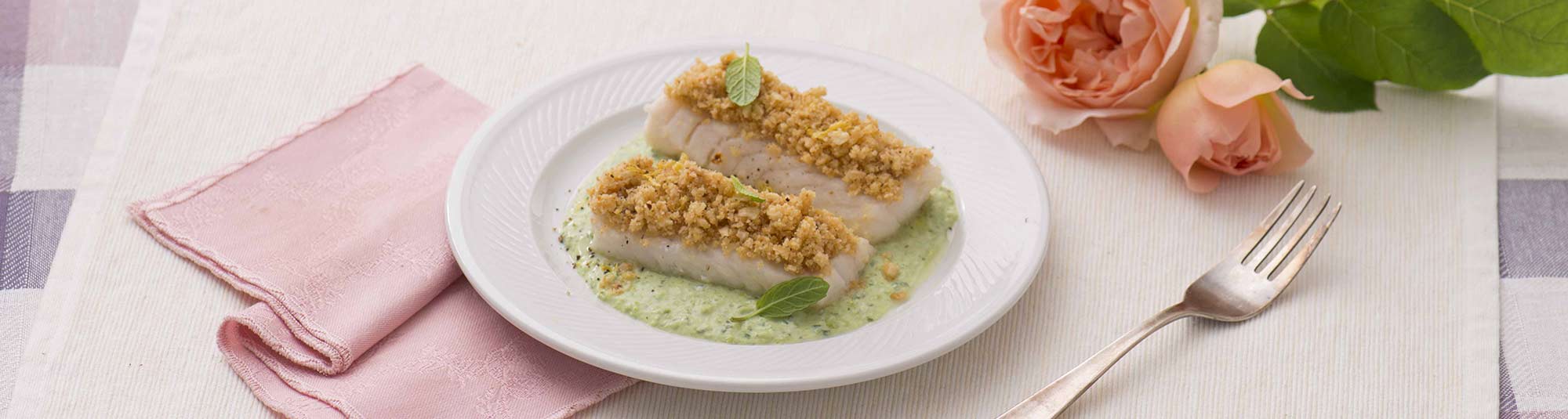 Dos de Colin en croûte, crème de courgette à la menthe